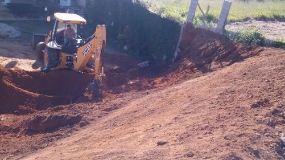 Foto 6:  — Taubaterra - Terraplanagem e Demolição 